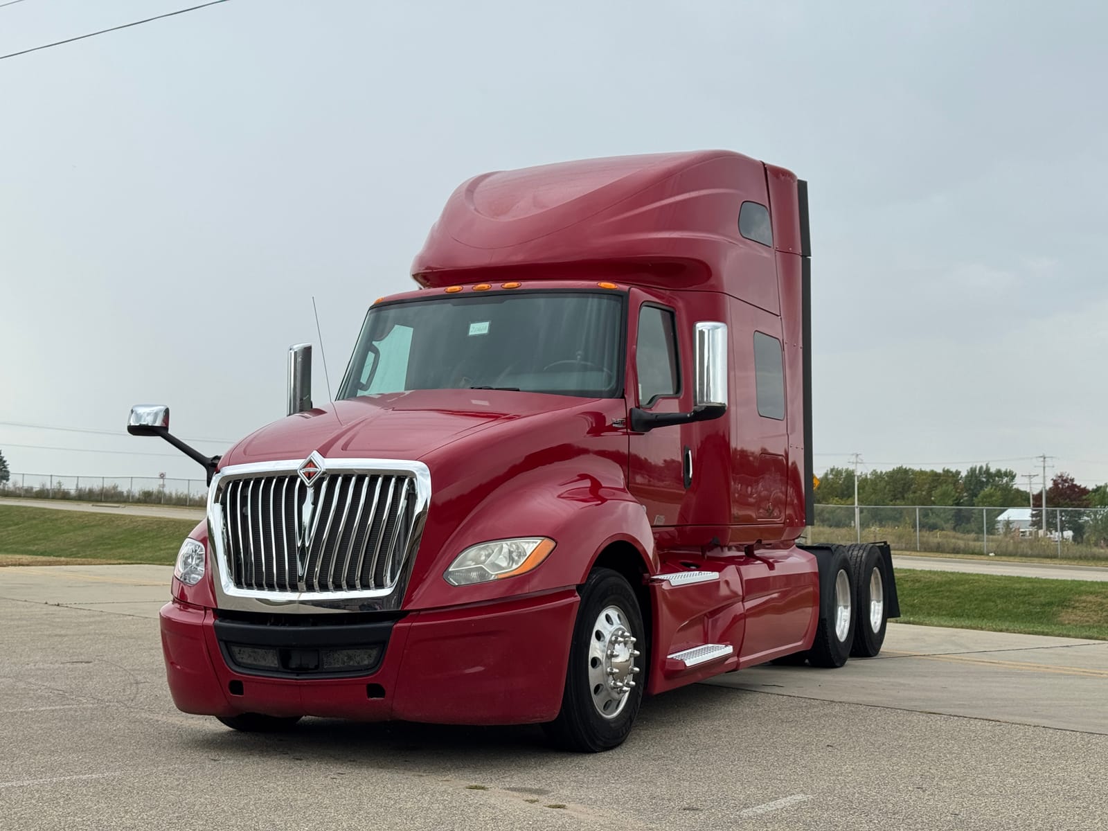 2018 INTERNATIONAL LT