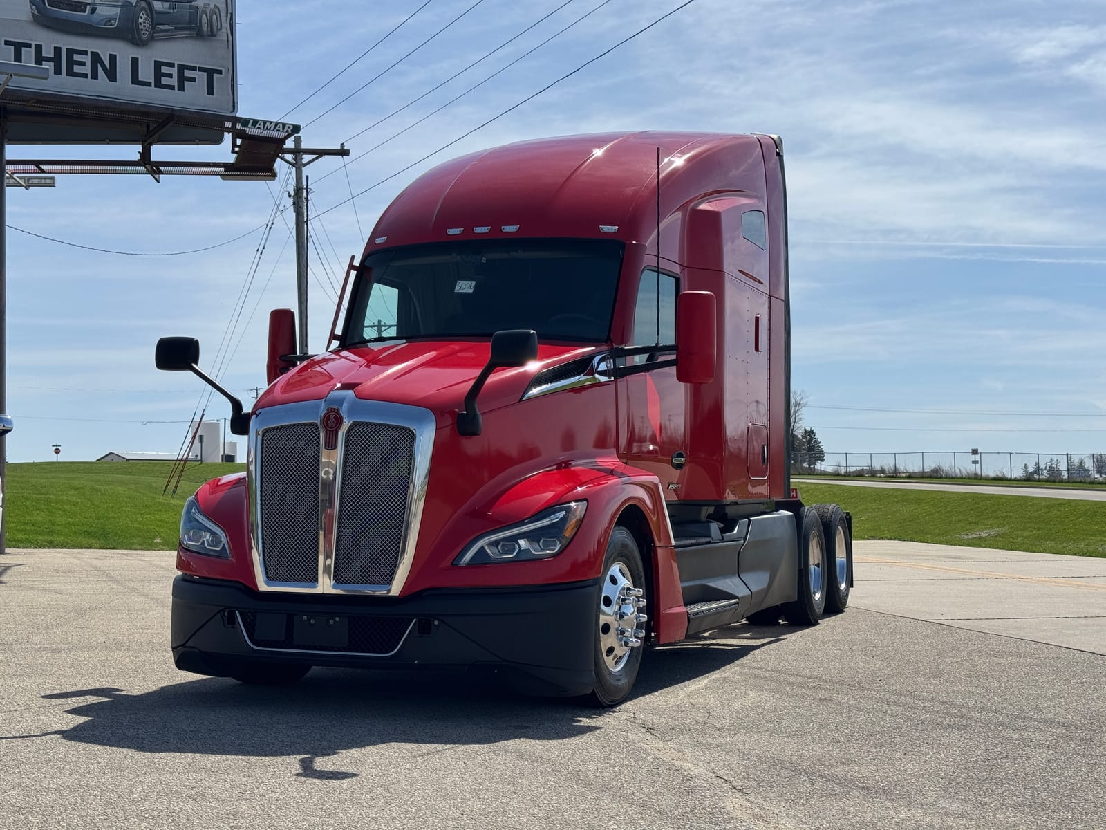 2023 KENWORTH T680