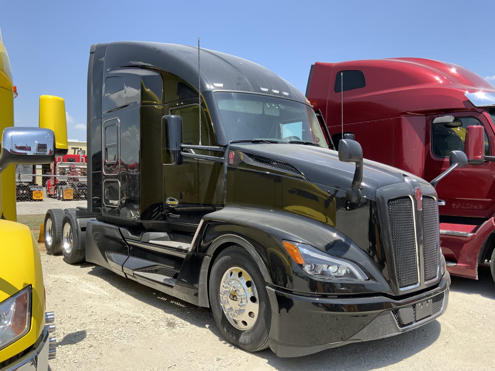 2023 KENWORTH T680