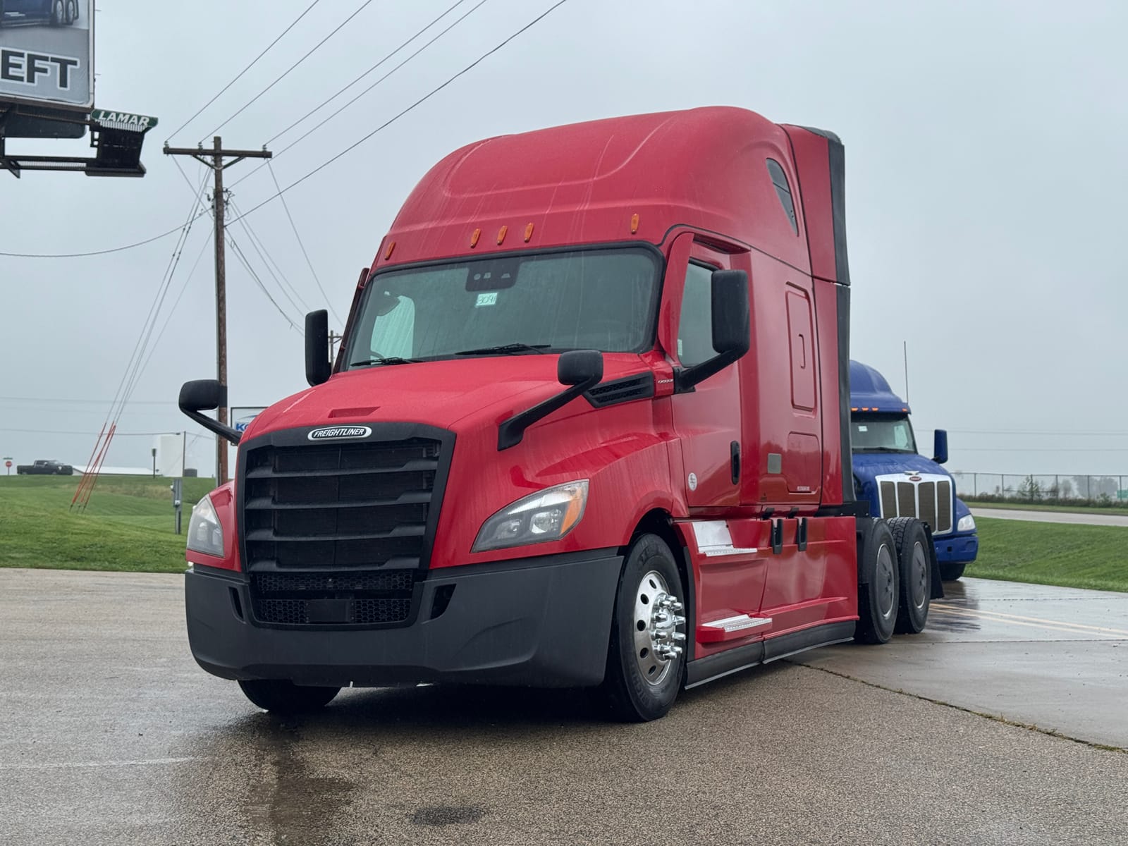 2023 FREIGHTLINER Cascadia 126